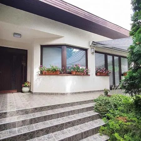 In - Balaton 19629 Tatil Evi Siofok