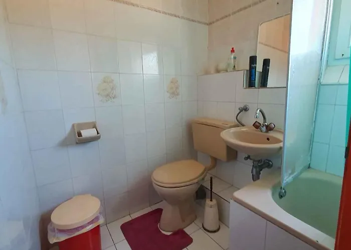 In - Balaton 19629 בית נופש שיופוק