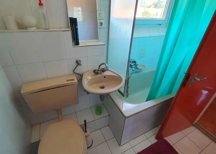 In - Balaton 19629 בית נופש *