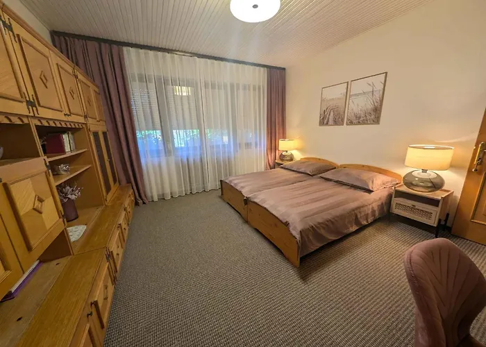 בית נופש In - Balaton 19629 *