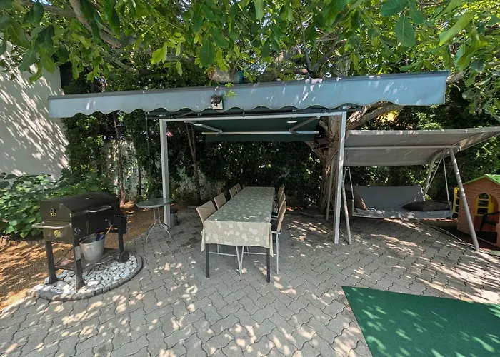 In - Balaton 19629 שיופוק